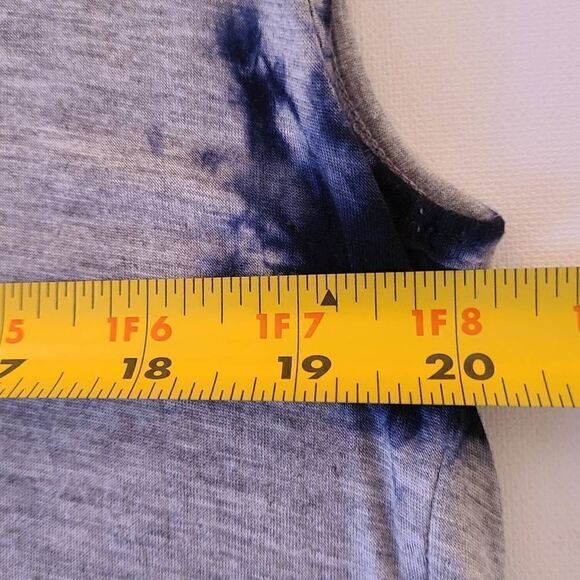 MICHAEL Michael Kors Retro Tie Dyed T Shirt with Matching Scarf - Picture 6 of 10